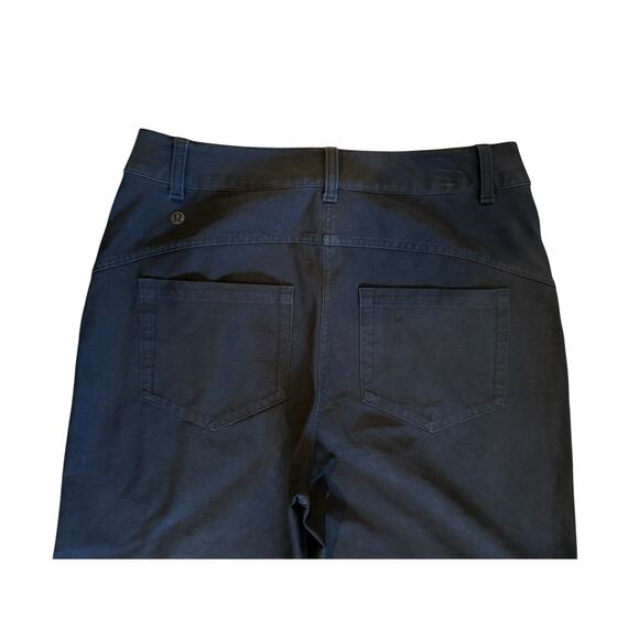 EUC Lululemon Women’s Black City Sleek 5 Pocket HighRise Wide Leg Pant Size 28 - Picture 4 of 10